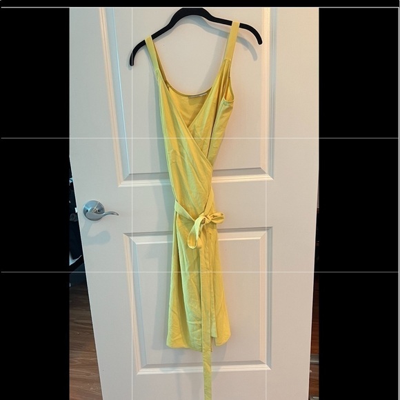 EVERLANE Japanese GoWeave Sleeveless Wrap Dress - Picture 5 of 12